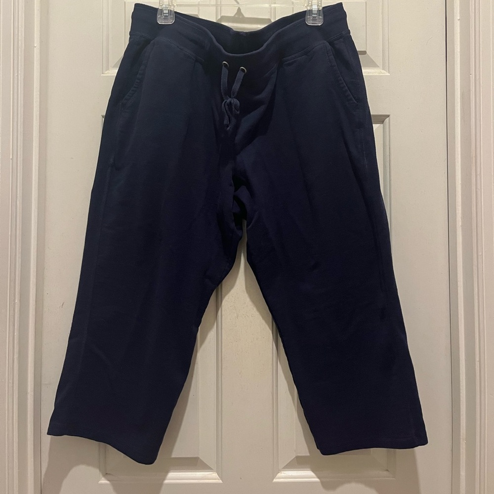 Worn once- XXL drawstring navy capri pants